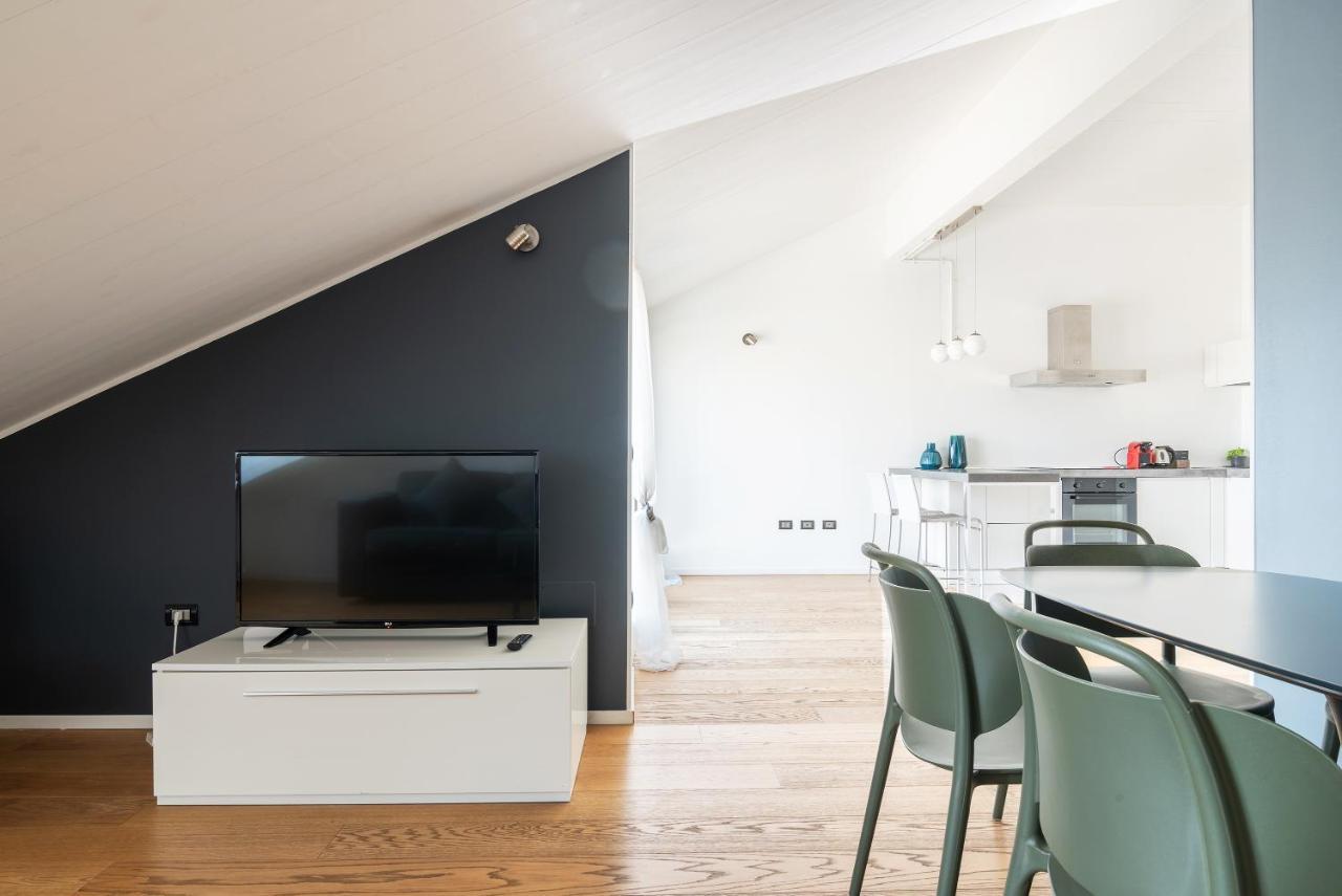Easyhomes - Brera Luxury Apartamento *